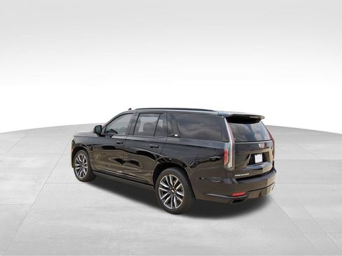 Used 2023 Cadillac Escalade Sport Platinum AWD/4WD image 3
