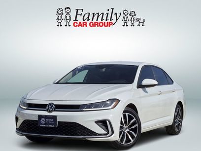 Used 2025 Volkswagen Jetta SE