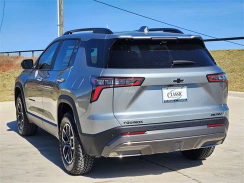 New 2026 Chevrolet Equinox ACTIV w/ Convenience Package III image 6