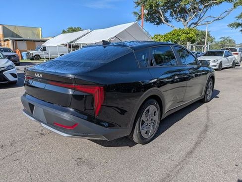 New 2026 Kia K4 FWD image 6