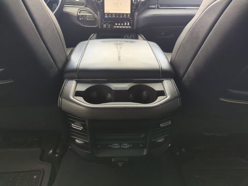 Used 2024 RAM 3500 Limited image 16