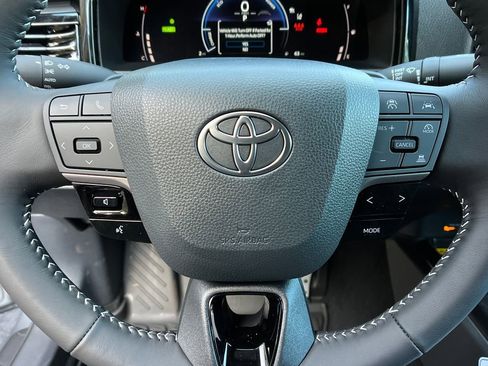 New 2026 Toyota Camry SE w/ Convenience Package image 14