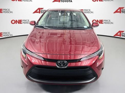 Certified 2025 Toyota Corolla LE FWD image 3