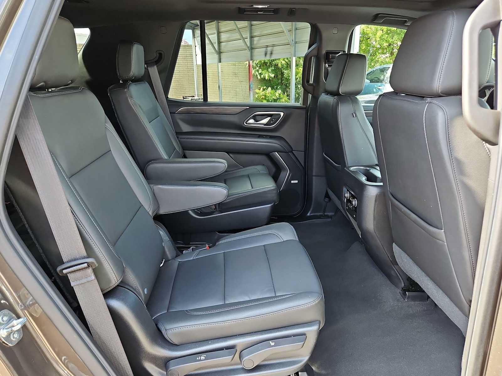 Used 2021 Chevrolet Tahoe LT AWD/4WD image 19