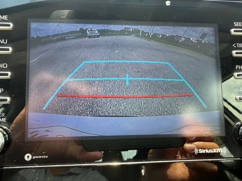 Used 2024 Toyota Camry SE FWD image 13