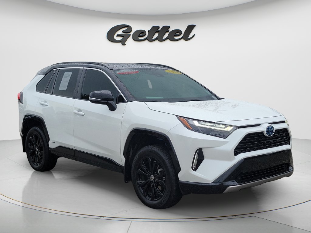 Certified 2024 Toyota RAV4 XSE AWD/4WD image 3