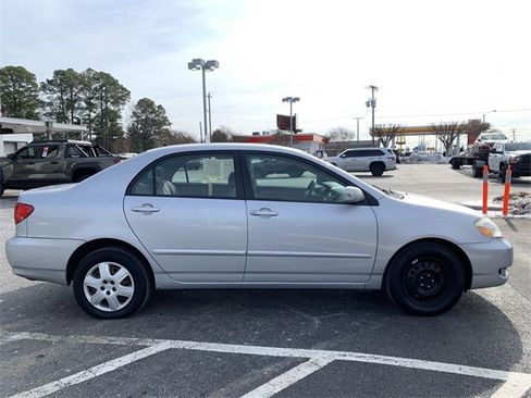 Used 2006 Toyota Corolla LE image 9