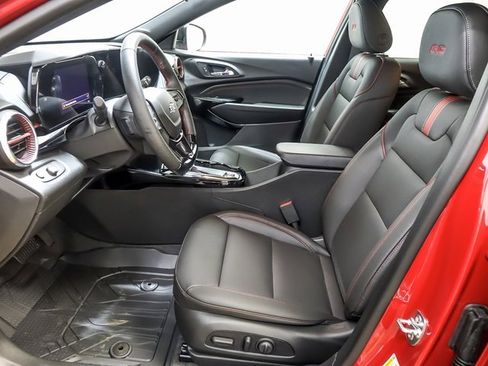 New 2026 Chevrolet Trax RS w/ Driver Confidence Package image 9