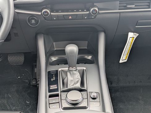 New 2026 MAZDA MAZDA3 s FWD image 22