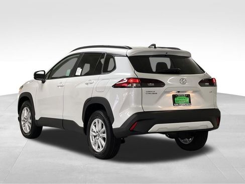 New 2026 Toyota Corolla Cross LE FWD image 3