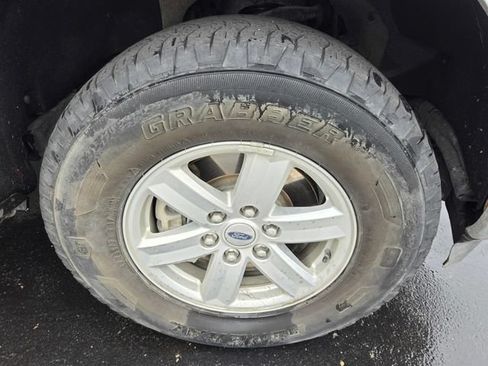 Used 2022 Ford F150 XLT w/ Trailer Tow Package AWD/4WD image 12