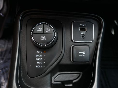 Used 2019 Jeep Compass Trailhawk w/ Safety & Security Group AWD/4WD image 31