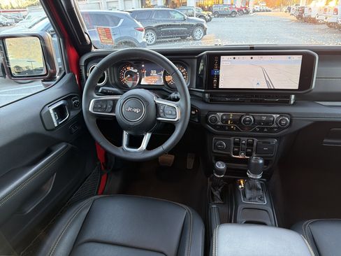 Used 2024 Jeep Wrangler Sahara w/ Technology Group image 23