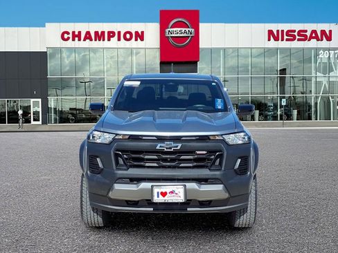 Used 2024 Chevrolet Colorado Trail Boss w/ Technology Package image 2