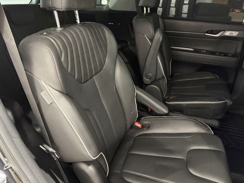 Used 2023 Hyundai Palisade Limited FWD image 37