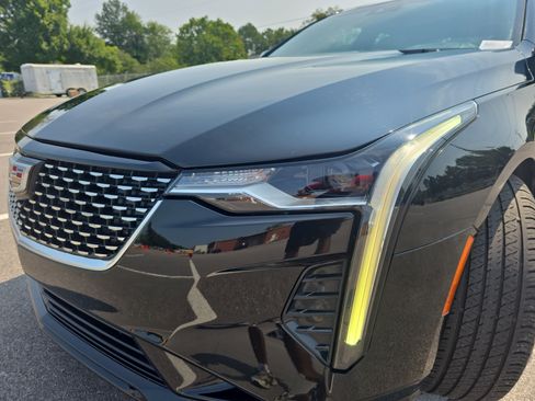 Used 2023 Cadillac CT4 Luxury w/ Sun And Sound Package RWD image 31