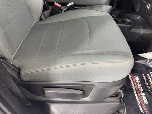 Used 2018 RAM 2500 Tradesman w/ Chrome Appearance Group AWD/4WD image 36