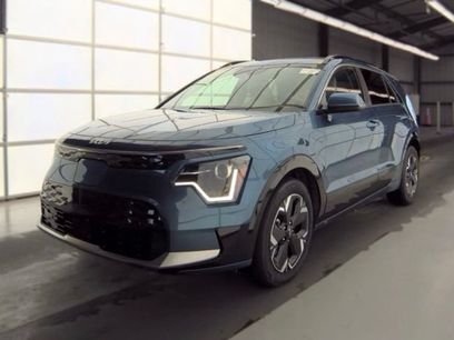 Certified 2023 Kia Niro Wind