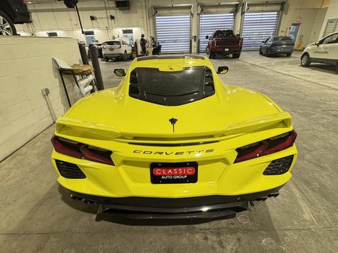 Used 2021 Chevrolet Corvette Stingray Premium Cpe w/ Z51 Performance Package image 6