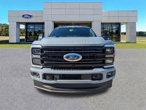 New 2026 Ford F350 Platinum w/ FX4 Off-Road Package image 9