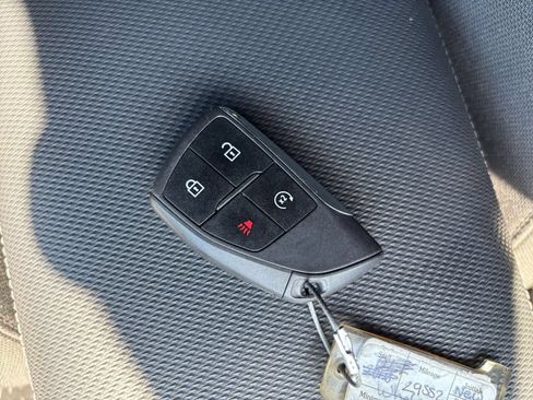 Used 2025 Chevrolet Equinox LT FWD image 25