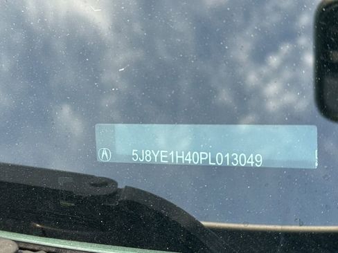 Certified 2023 Acura MDX SH-AWD w/ Technology Package image 3