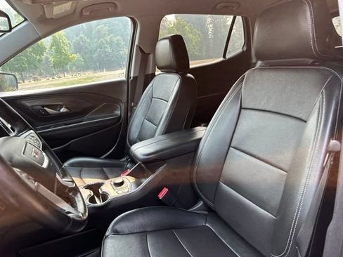 Used 2023 GMC Terrain SLT AWD/4WD image 13