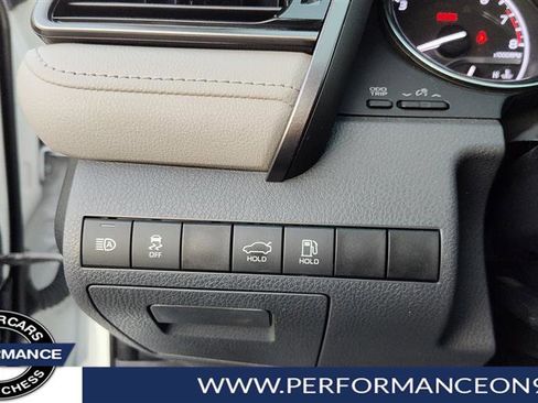 Used 2019 Toyota Camry XLE image 19