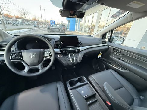 New 2026 Honda Odyssey EX-L image 7