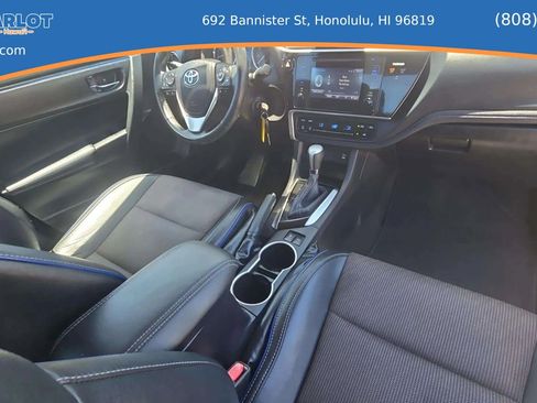Used 2017 Toyota Corolla SE FWD image 14