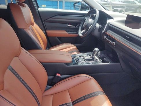 Used 2023 MAZDA CX-50 Meridian Edition image 9