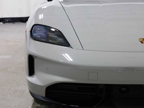 New 2026 Porsche Taycan GTS image 15