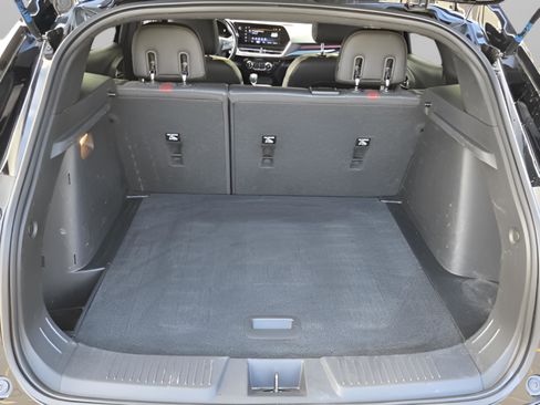 Used 2024 Chevrolet Trax RS image 14