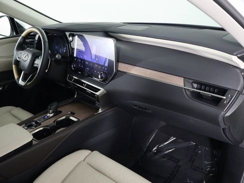 Used 2025 Lexus RX 350 AWD w/ Convenience Package image 9