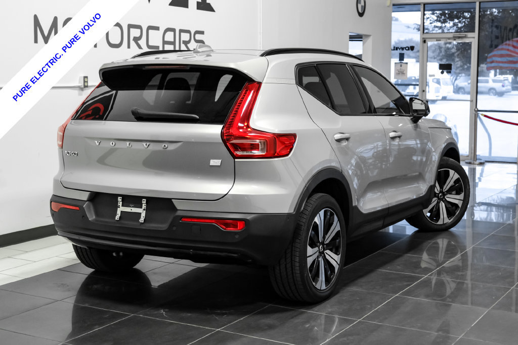 Used 2023 Volvo XC40 Recharge Plus AWD/4WD image 9