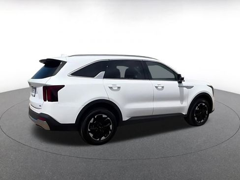 Used 2024 Kia Sorento S AWD/4WD image 15