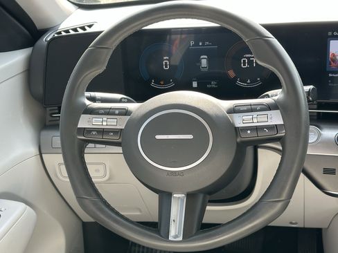 Used 2024 Hyundai Kona SEL image 24