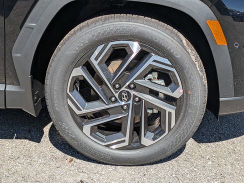 New 2026 Hyundai Tucson Limited image 11