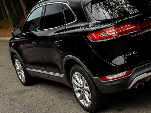 Used 2019 Lincoln MKC Select w/ Select Plus Package image 59