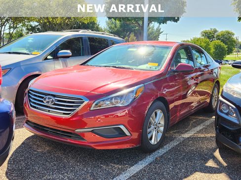 Used 2016 Hyundai Sonata SE FWD image 1