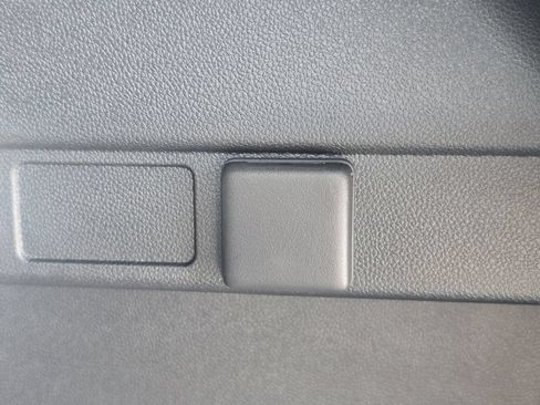 Used 2026 Chevrolet Equinox RS w/ Convenience Package III FWD image 16