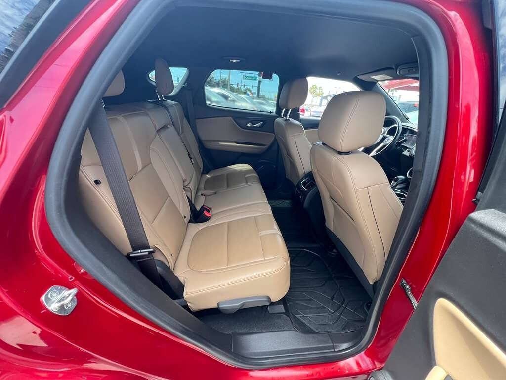Used 2021 Chevrolet Blazer Premier w/ Driver Confidence II Package FWD image 16