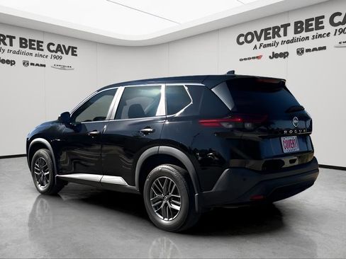 Used 2021 Nissan Rogue S image 6