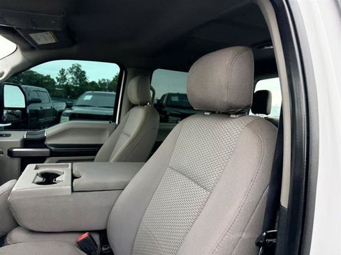 Used 2021 Ford F250 XLT AWD/4WD image 25