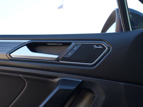 Used 2023 Volkswagen Tiguan SEL R-Line image 20