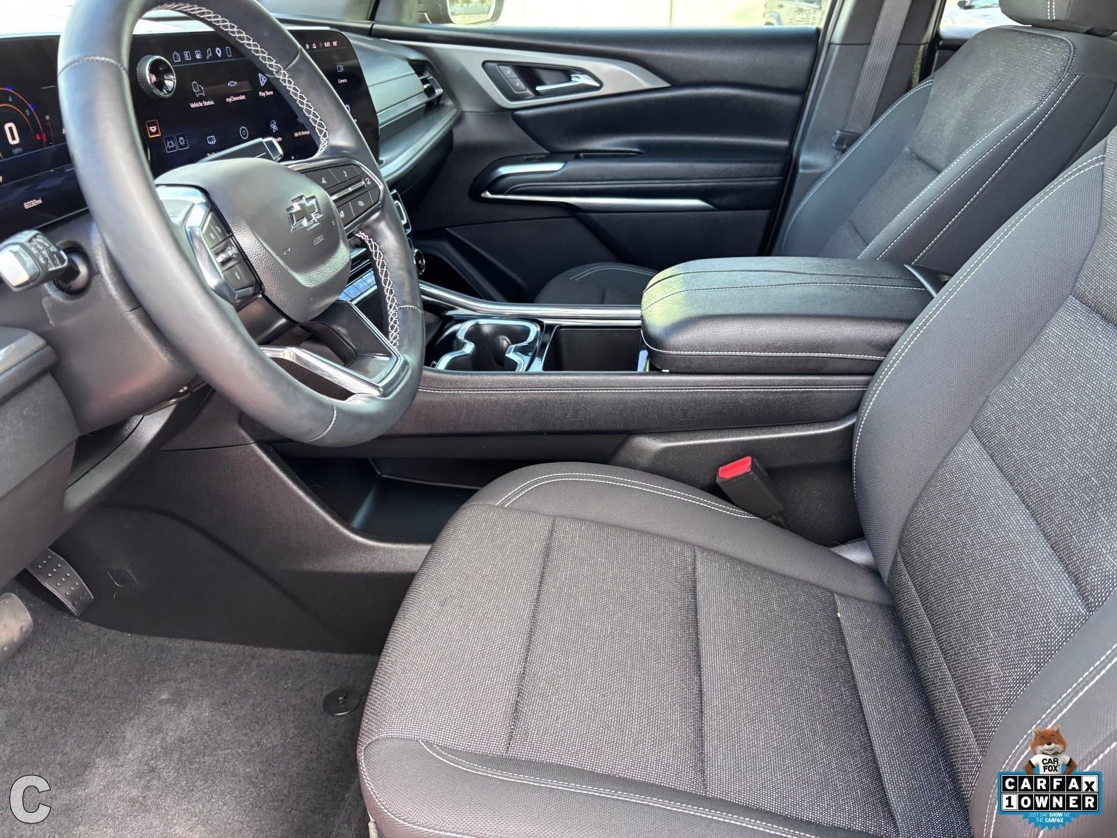 Used 2026 Chevrolet Traverse LT w/ Midnight/Sport Edition FWD image 14