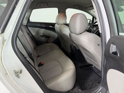Used 2014 Buick Verano FWD image 15