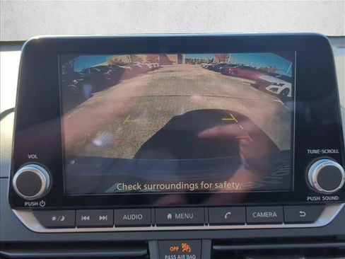 New 2025 Nissan Altima 2.5 SR image 12