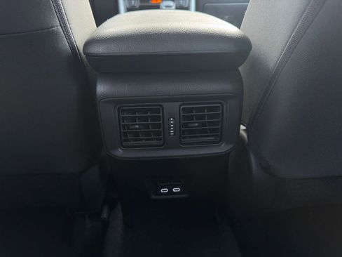 Used 2025 Toyota RAV4 XLE image 25