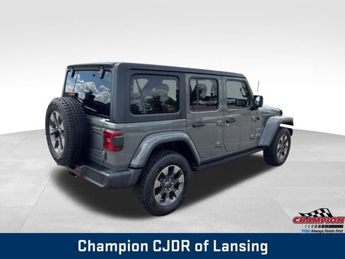 Used 2021 Jeep Wrangler Unlimited Sahara w/ Uconnect 4C Nav & Sound Group image 10